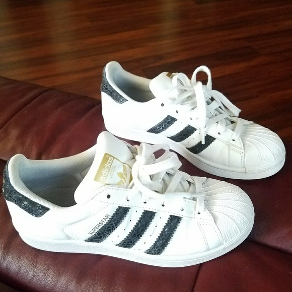 adidas superstar snake